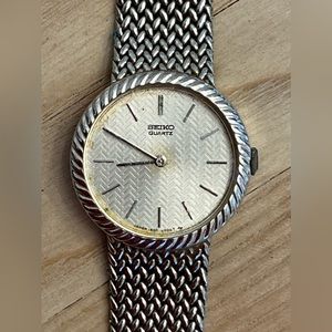 Seiko Ladies Watch Vintage Stainless Mesh Weave Bracelet Silver Round Dial